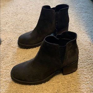 Chunky ankle bootie